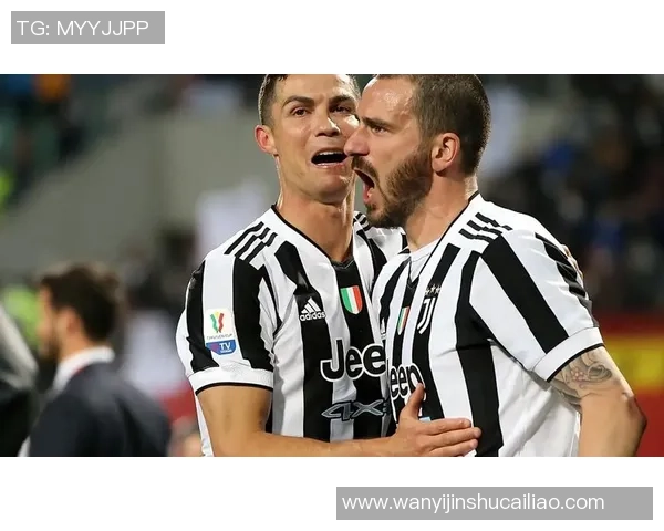 全球足球明星颜值大混剪 穿越绿茵场的帅气瞬间合集