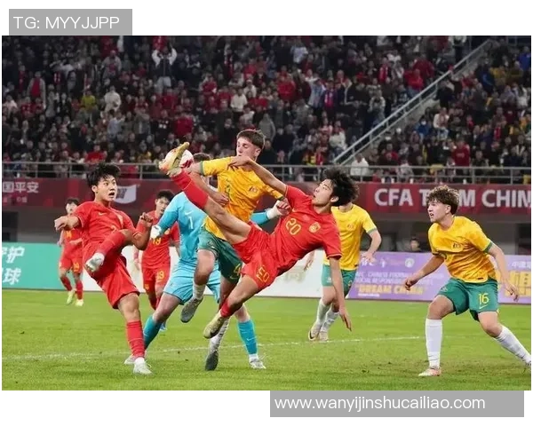 美国球星观看中国足球比赛直播表达兴趣并分享感受引发热议